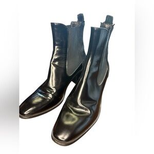 AGL Womens chelsea boots with fur detail in the back preloved sz 38.5 leather